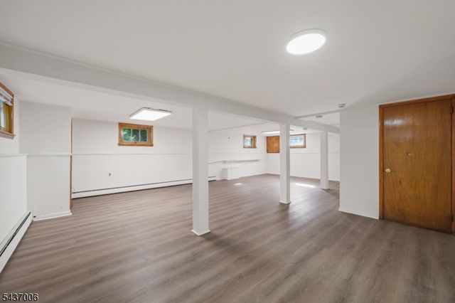 384 Delawanna Ave, Clifton City, NJ 07014