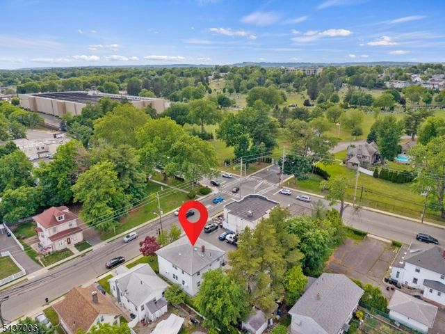 384 Delawanna Ave, Clifton City, NJ 07014