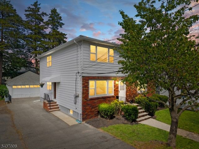 384 Delawanna Ave, Clifton City, NJ 07014