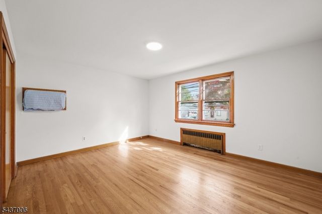 384 Delawanna Ave, Clifton City, NJ 07014
