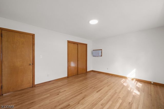 384 Delawanna Ave, Clifton City, NJ 07014