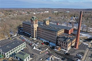 624 WASHINGTON Street A-230, Coventry, RI 02816