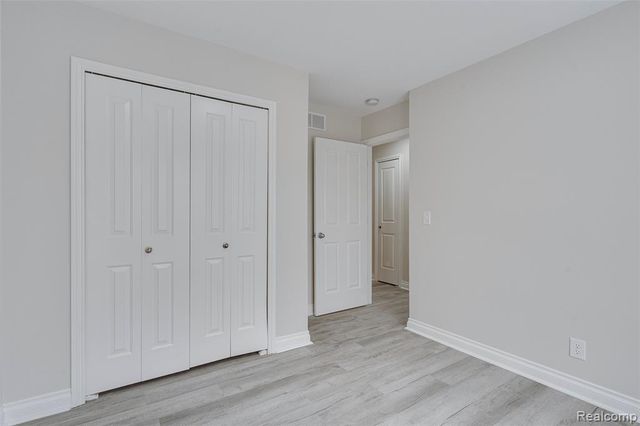 6170 N Newburgh Road, Westland, MI 48185