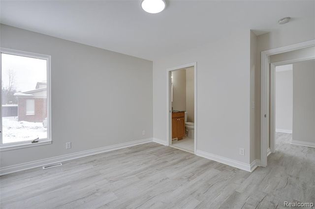 6170 N Newburgh Road, Westland, MI 48185