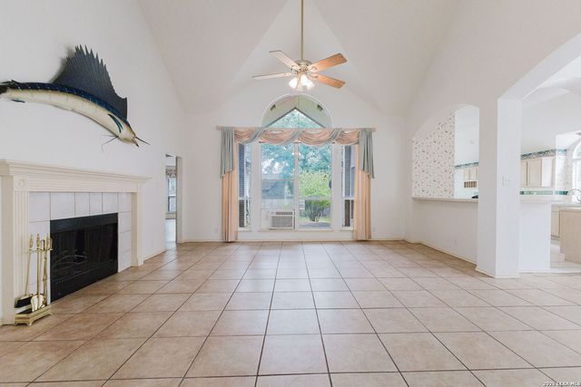 13510 Chappel Vw, San Antonio, TX 78249
