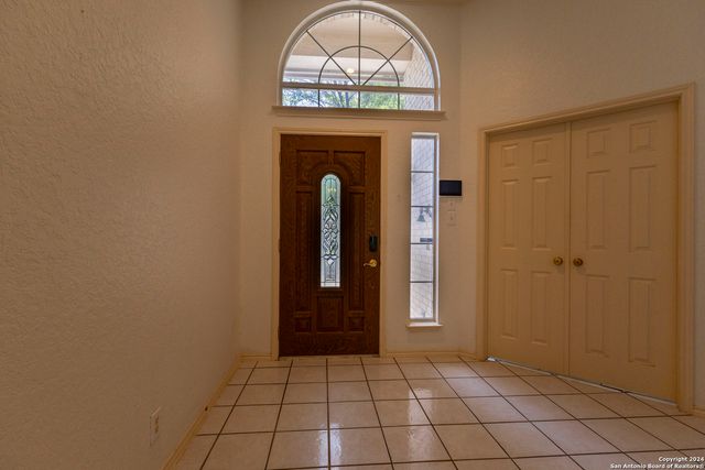 13510 Chappel Vw, San Antonio, TX 78249