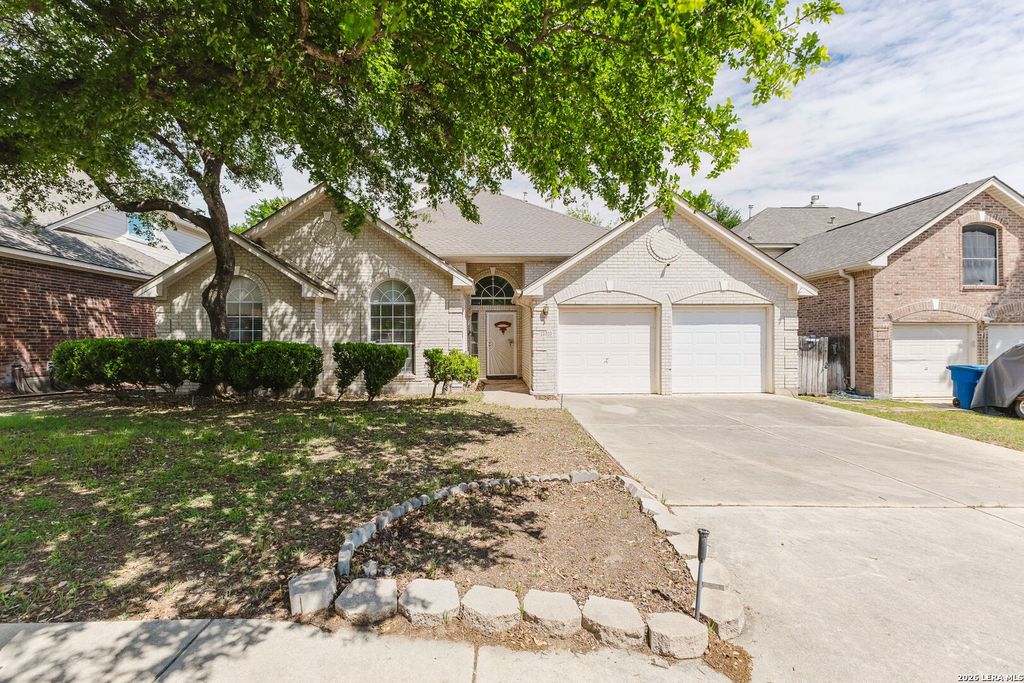 13510 Chappel Vw, San Antonio, TX 78249
