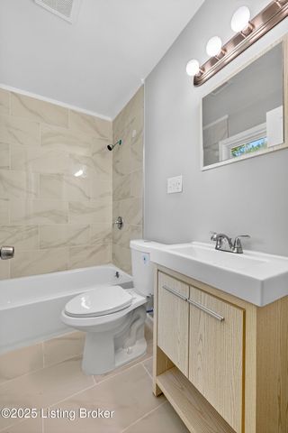 1959 Bashford Manor Ln, Louisville, KY 40218