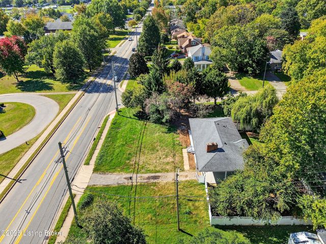 1959 Bashford Manor Ln, Louisville, KY 40218