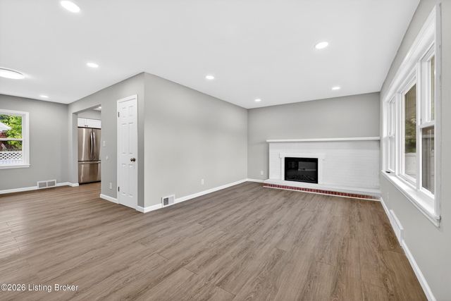 1959 Bashford Manor Ln, Louisville, KY 40218