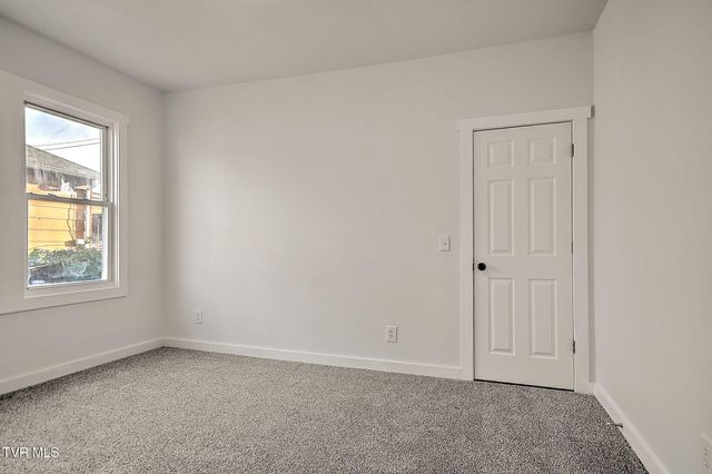 1010 Maple Street, Kingsport, TN 37660