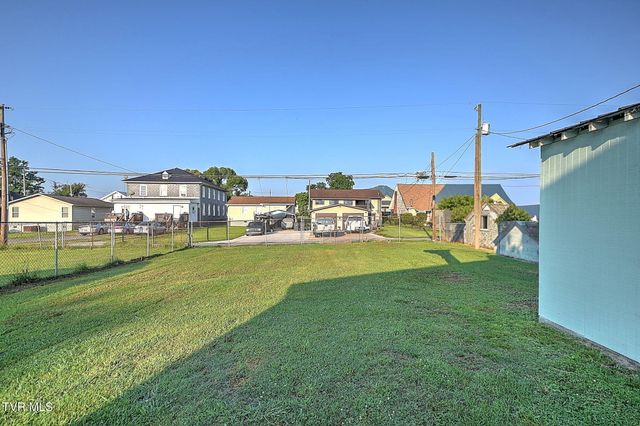 1010 Maple Street, Kingsport, TN 37660