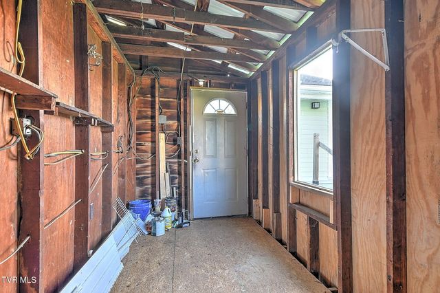 1010 Maple Street, Kingsport, TN 37660
