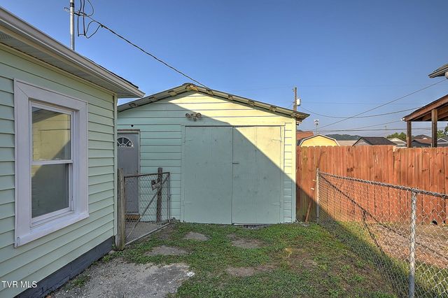 1010 Maple Street, Kingsport, TN 37660