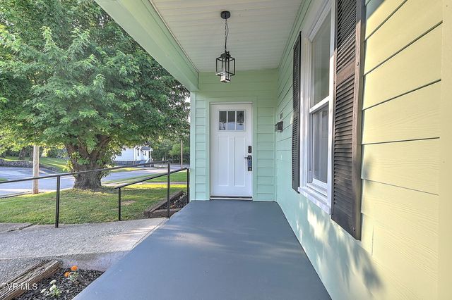 1010 Maple Street, Kingsport, TN 37660