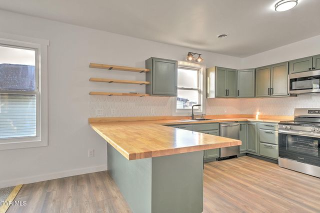 1010 Maple Street, Kingsport, TN 37660