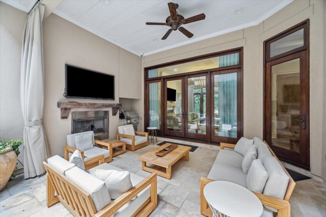 1110 Longmont Place Court, Houston, TX 77056