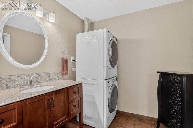3805 Brushland Court, Colorado Springs, CO 80904