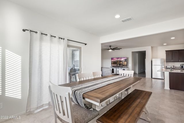 43606 W JUNIPER Avenue, Maricopa, AZ 85138