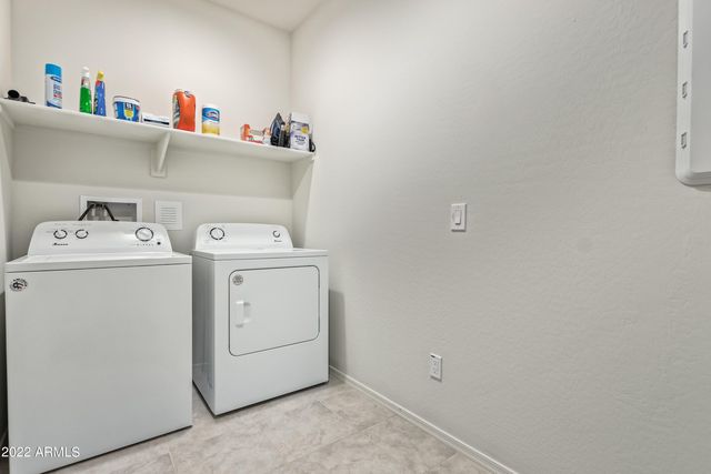 43606 W JUNIPER Avenue, Maricopa, AZ 85138