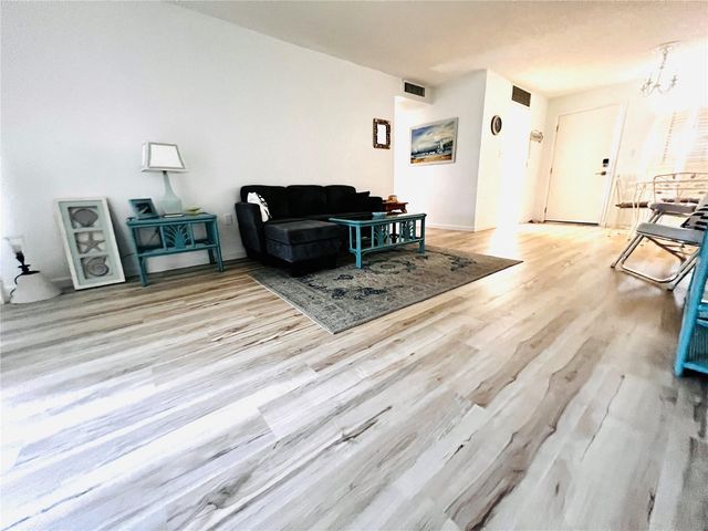 5245 AMULET DRIVE 102, New Port Richey, FL 34652