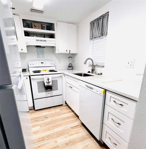 5245 AMULET DRIVE 102, New Port Richey, FL 34652
