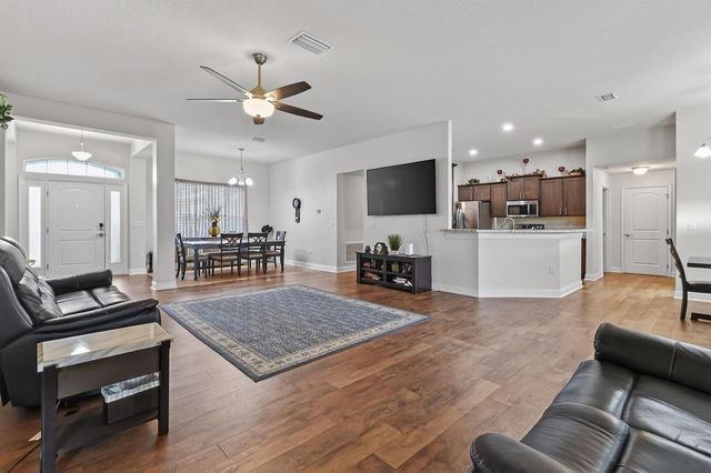 294 SW Statler Avenue, Port St. Lucie, FL 34984
