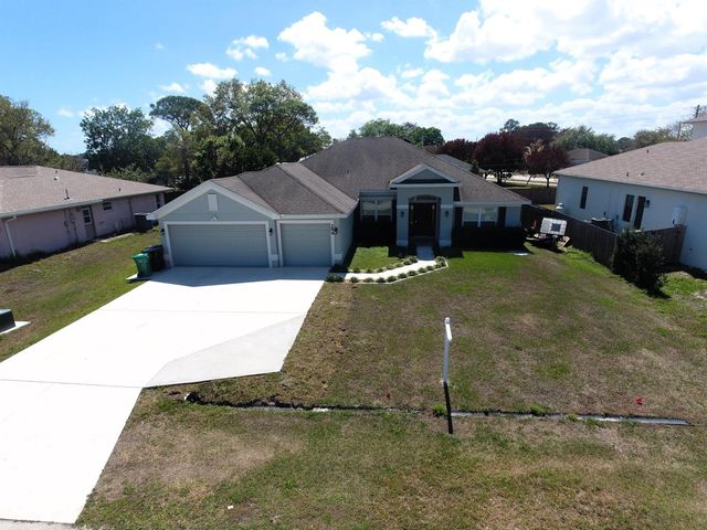 294 SW Statler Avenue, Port St. Lucie, FL 34984