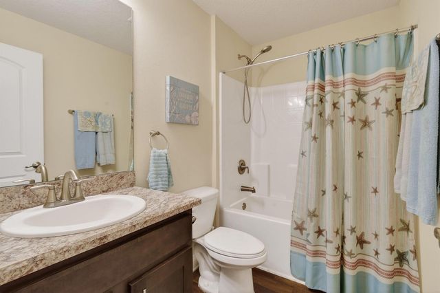 294 SW Statler Avenue, Port St. Lucie, FL 34984