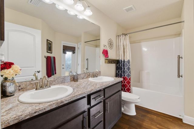 294 SW Statler Avenue, Port St. Lucie, FL 34984