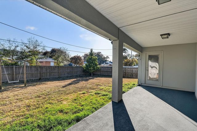 294 SW Statler Avenue, Port St. Lucie, FL 34984