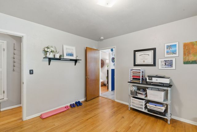 6050 Douglas Street, Fort Worth, TX 76114