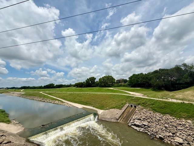 6050 Douglas Street, Fort Worth, TX 76114