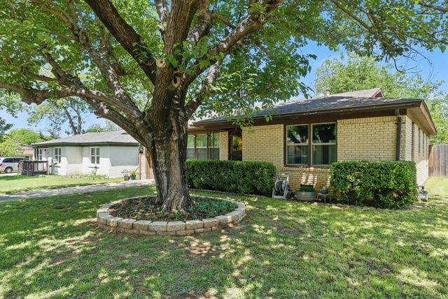 6050 Douglas Street, Fort Worth, TX 76114