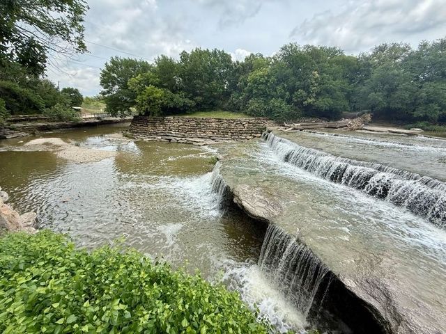 6050 Douglas Street, Fort Worth, TX 76114