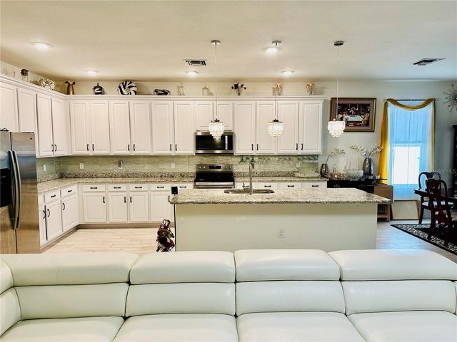 944 OLD WINDSOR WAY, Spring Hill, FL 34609