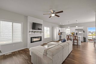 16660 Mill Pond Drive, Urbandale, IA 50323