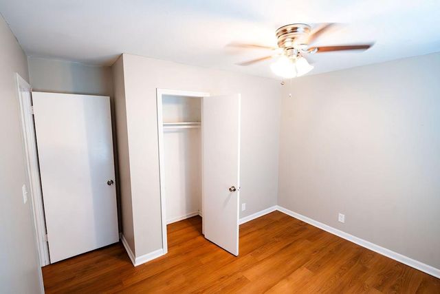 10010 BELLAIRE Avenue, Kansas City, MO 64134