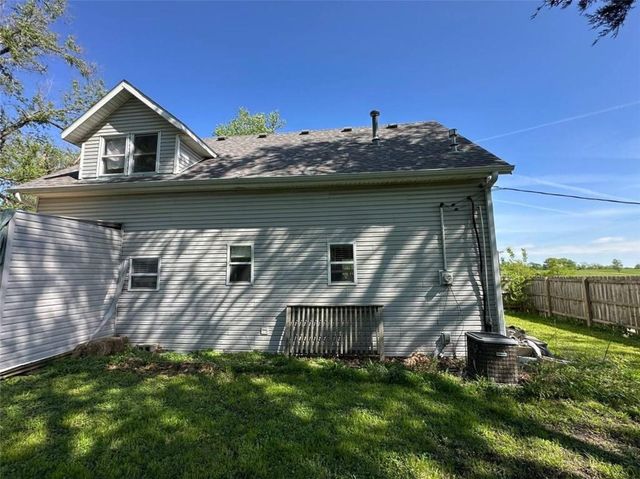 214 Mo-C Highway, Rayville, MO 64084