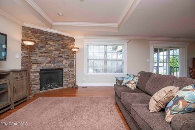 2727 Barsha Fields Lane, Maryville, TN 37804