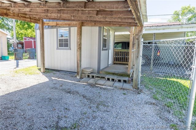 1717 Beechwood Avenue, New Albany, IN 47150