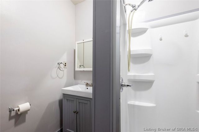 1717 Beechwood Avenue, New Albany, IN 47150