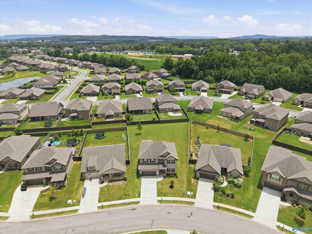 122 Kretzer Court, Huntsville, AL 35806