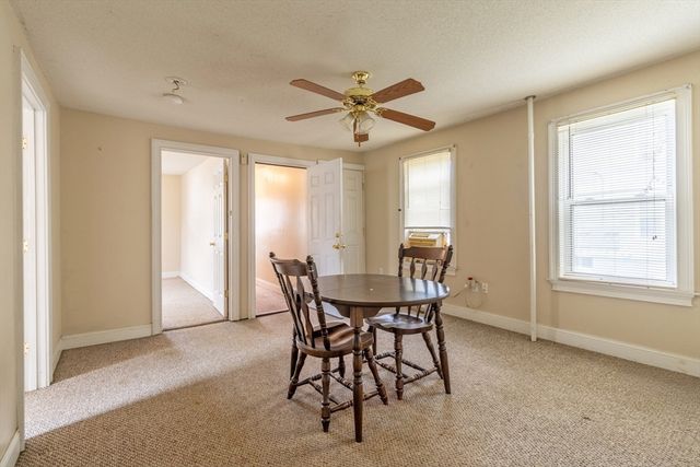 16 Yale St, Westfield, MA 01085