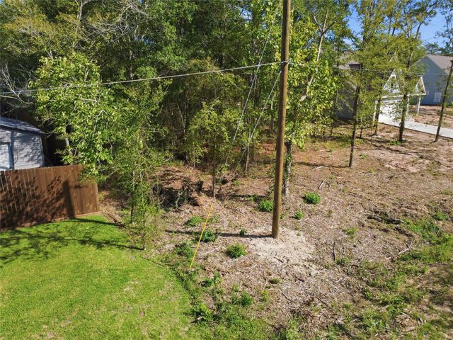 26283 Shore Drive, Hempstead, TX 77445