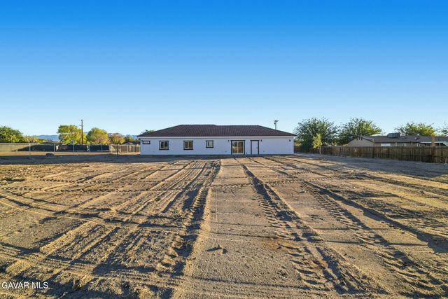 10347 E Avenue R-12, Littlerock, CA 93543