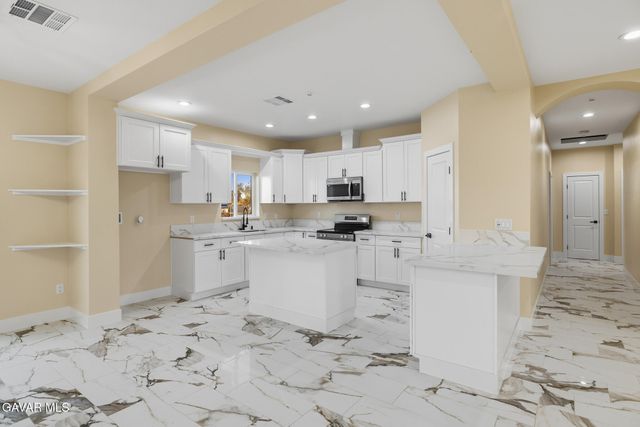 10347 E Avenue R-12, Littlerock, CA 93543