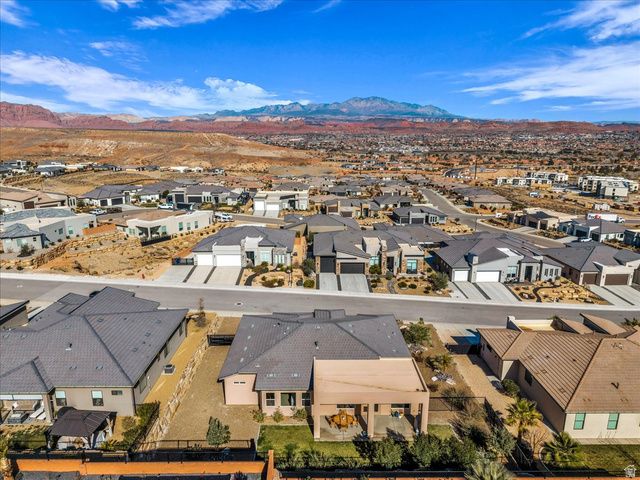 3015 W KARERSEE DR, St. George, UT 84770