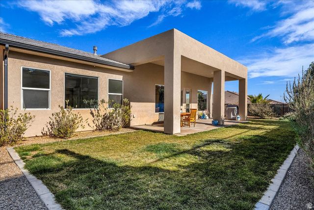 3015 W KARERSEE DR, St. George, UT 84770