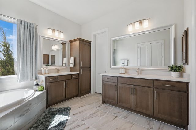 2253 Garnet Drive, Waxahachie, TX 75167